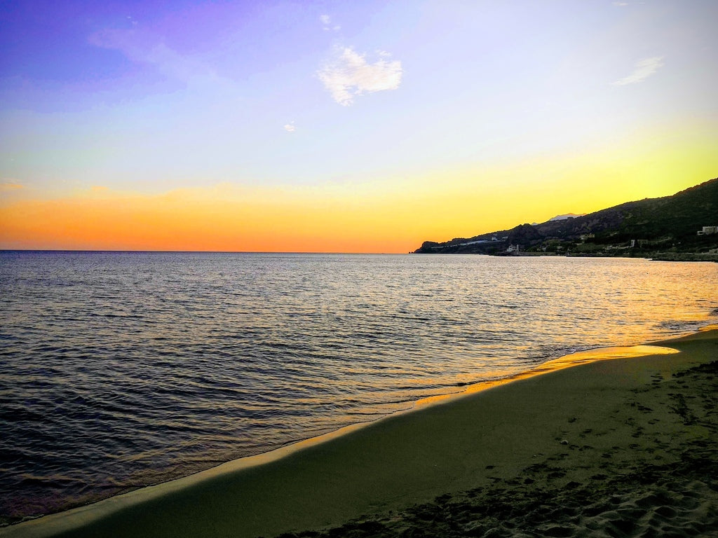 Do you know what "ENERGY TOURISM" is? Run away from winter and pay for heating in warmer regions.